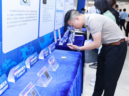 协会组织会员单位在长沙科技活动周上参展