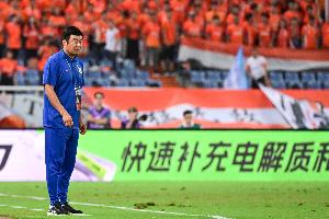 足球报谈泰山战申花：可复制京鲁大战的斗志，但战术体系不可复制