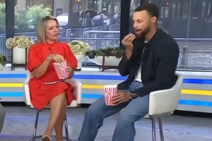 库里：爆米花我只爱原味的 盐与黄油的比例要很精确才行