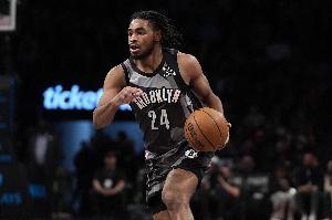 NBA中国赛半场-托马斯18+6 曾凡博3分钟2犯规 篮网71-59领先太阳