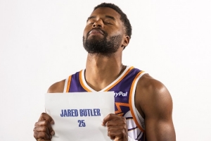 美记：太阳应该留下贾里德-巴特勒的 他是一名NBA级别的球员