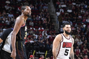 麦坎茨：老范本是那个能和KD复刻杜库挡拆的后卫 现在这战术没了