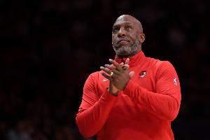 拓记：比卢普斯面临洗钱&电信诈骗共谋等六项指控 最高判20年监禁