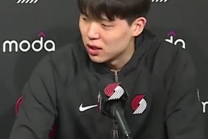 杨瀚森的“中式英语” 真是幽默的大男孩！