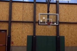 靠在美国卖“假中餐”华人夫妇年入200亿买下NBA球队