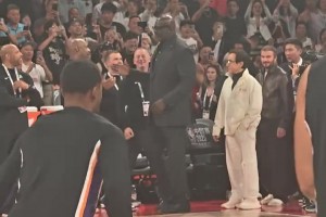 身材气质绝佳！郎朗的妻子吉娜也来到中国赛现场，和曾凡博互动！